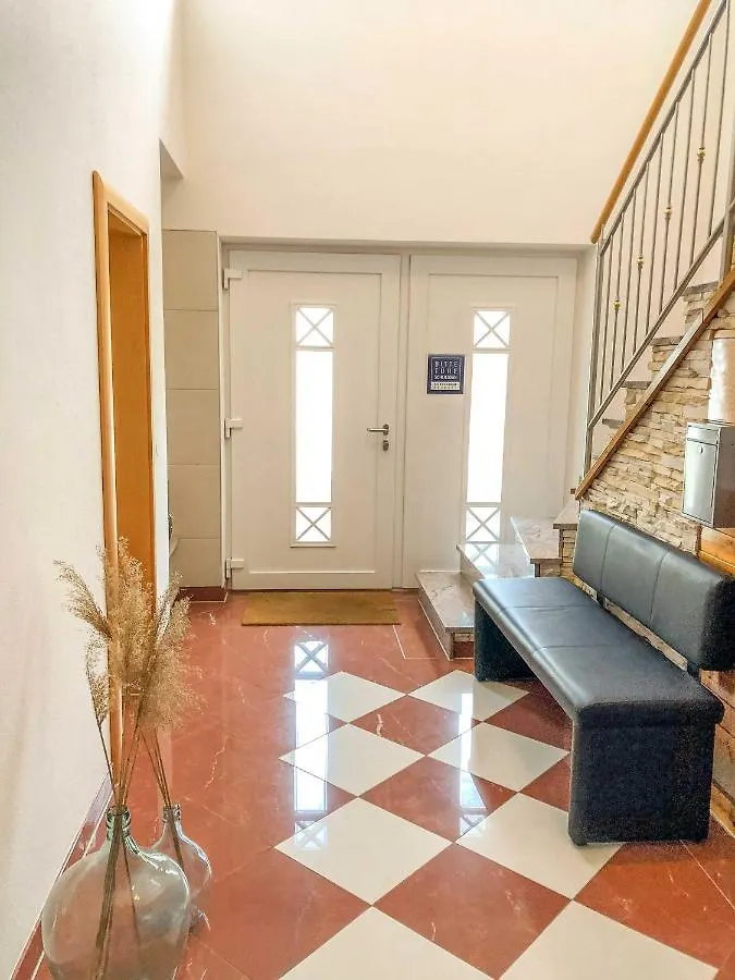 Gasthof Hotel Boardinghouse Neuburg Neuburg an Der Donau
